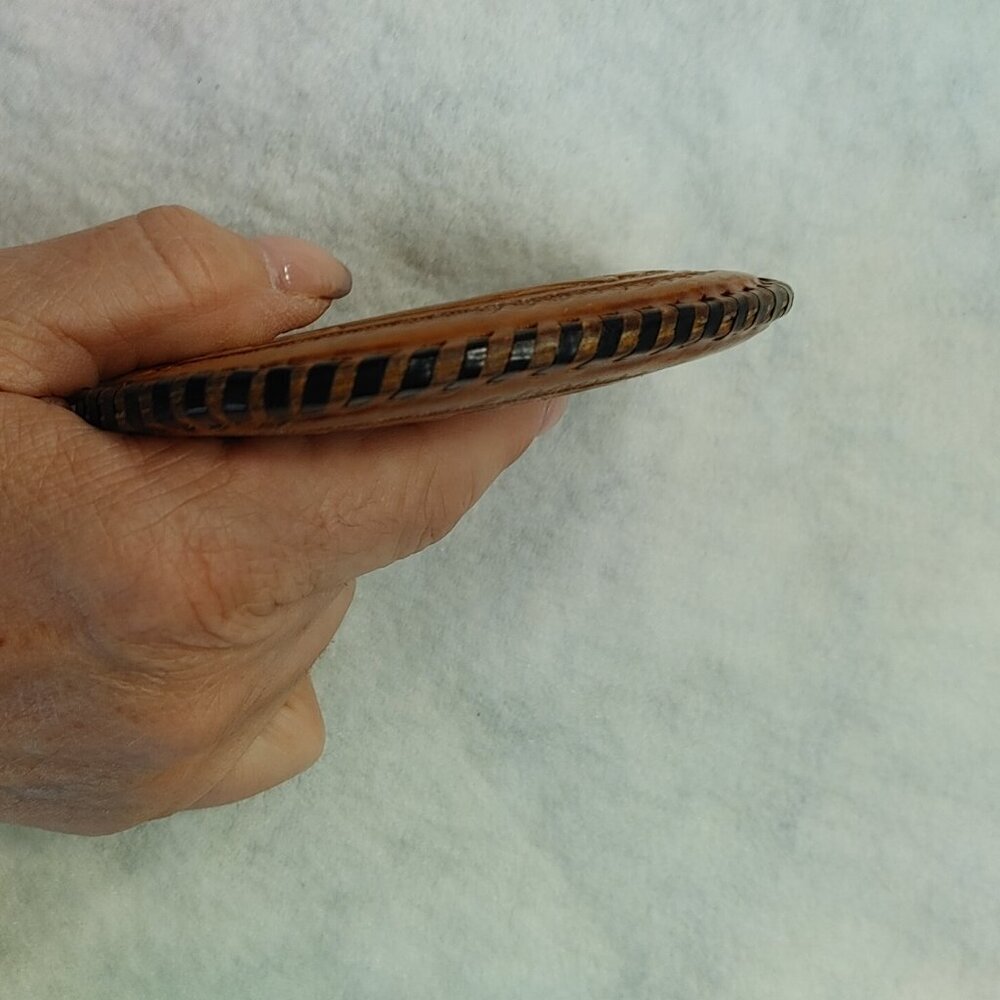 Vintage Mexican Leather Hand Tooled Coin Purse - Picture 4 of 8